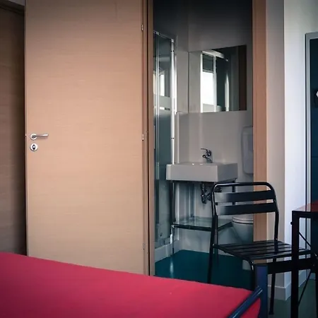 Beautiful Belleville Hotel & Hostel Hostel Paris