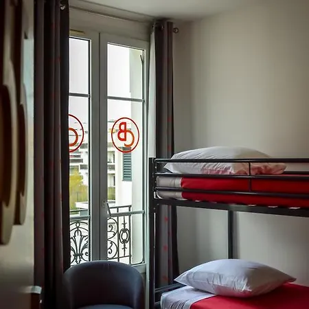 Beautiful Belleville Hotel & Hostel Hostel