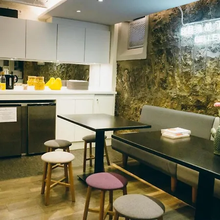 Beautiful Belleville Hotel & Hostel Paris